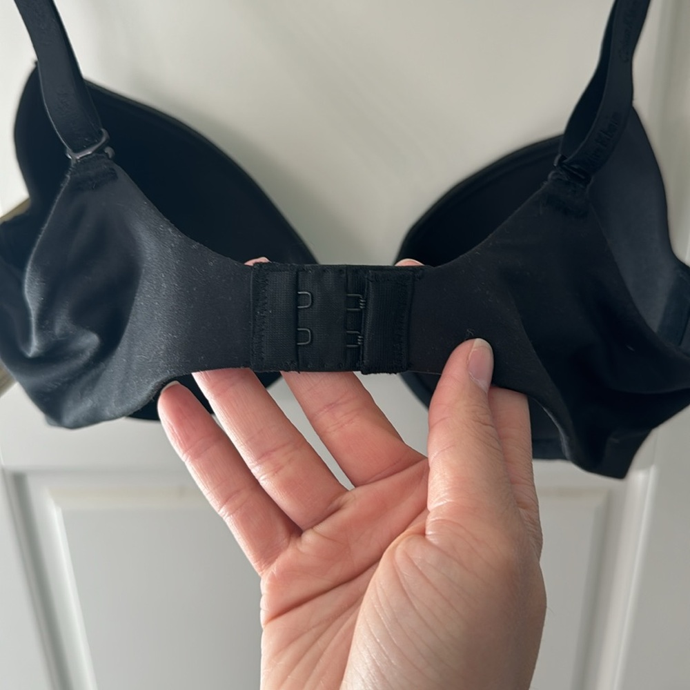Calvin Klein Black Lightly Lined Demi Bra 36B - Picture 2 of 6